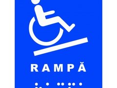 Placuta cu rampa pentru persoane cu handicap nevazatoare